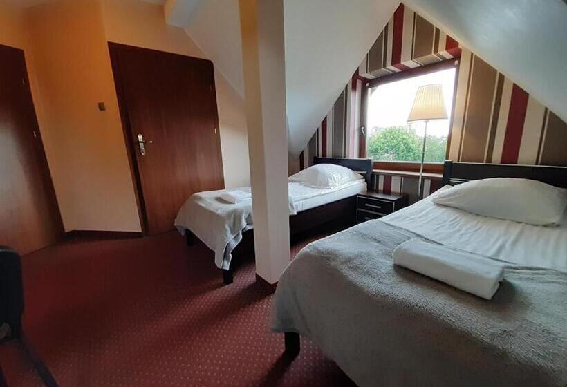 هاستل Route One Restauracja & Pokoje Hotelowe