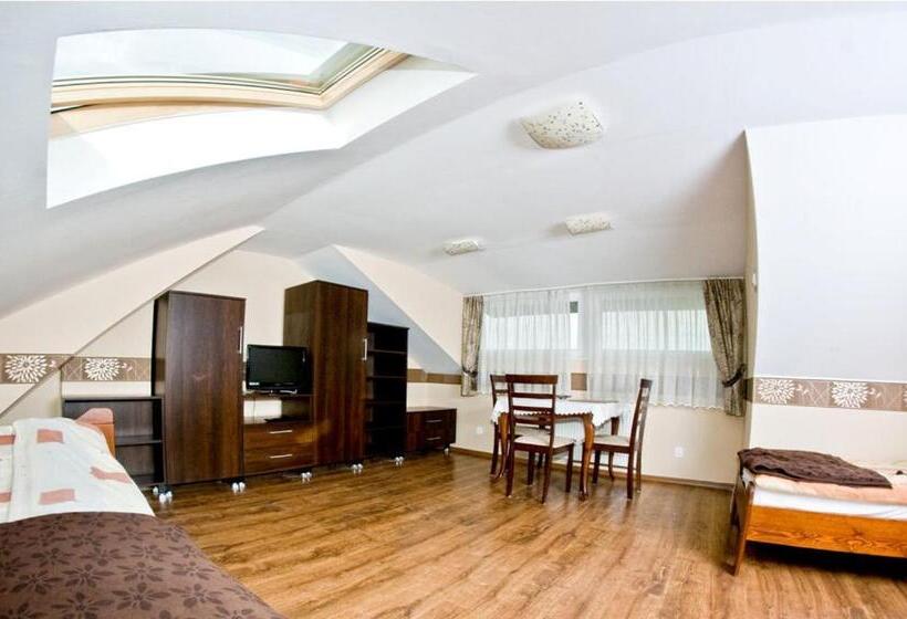 Bed and Breakfast Noclegi Złota Rybka