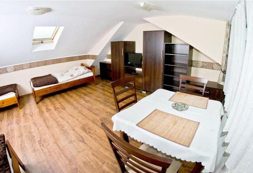 Bed and Breakfast Noclegi Złota Rybka