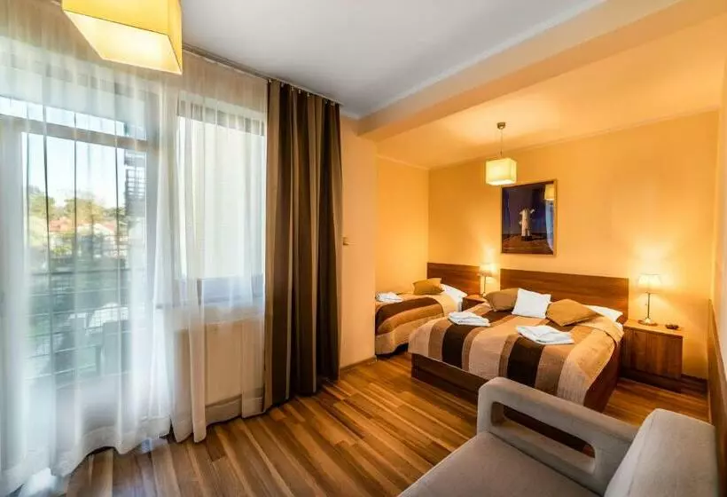 Aamiaismajoitus (B&B) Rezydencja Familia