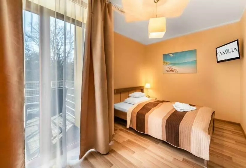 Aamiaismajoitus (B&B) Rezydencja Familia