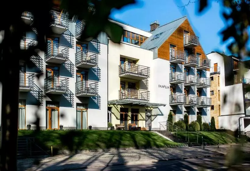 Aamiaismajoitus (B&B) Rezydencja Familia