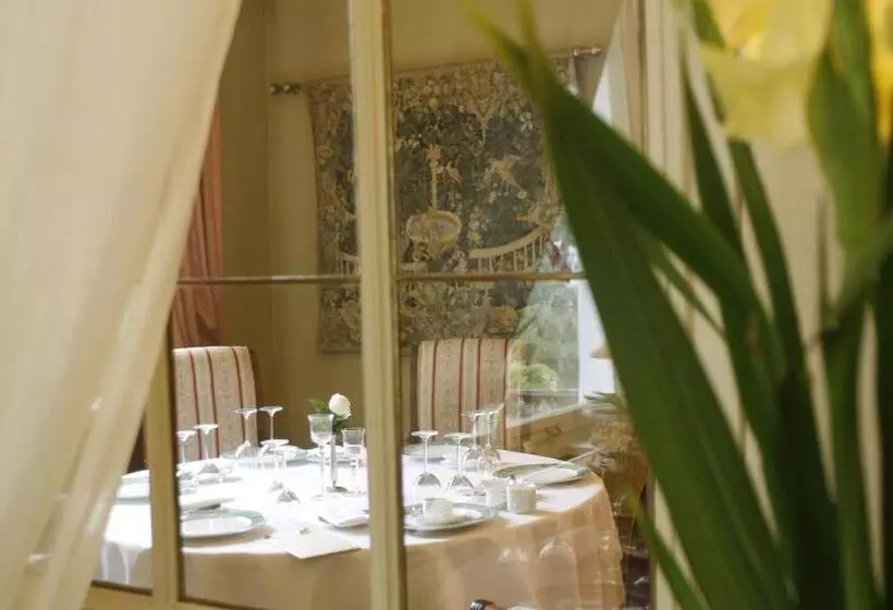 ベッドアンドブレックファースト Rezydencja Willa Park & Restauracja