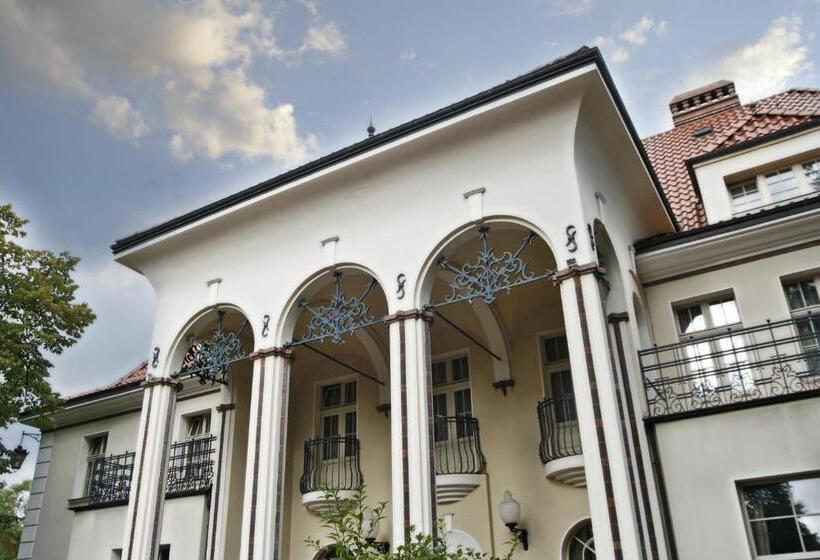 צימר Rezydencja Willa Park & Restauracja