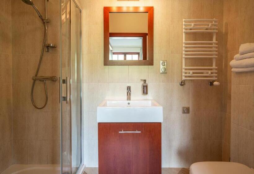 Bed and Breakfast Willa Wzgórze Poręba