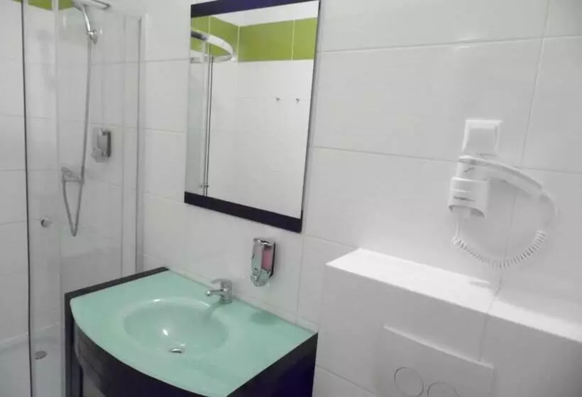 Hostel Dv Morski   Z Prywatnymi łazienkami