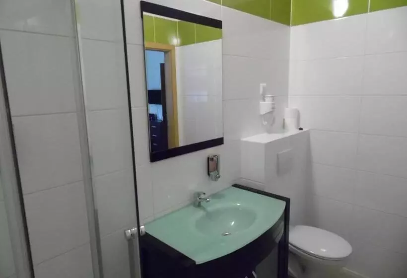 Hostel Dv Morski   Z Prywatnymi łazienkami