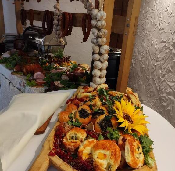 酒店 Karczma Zamojszczyzna