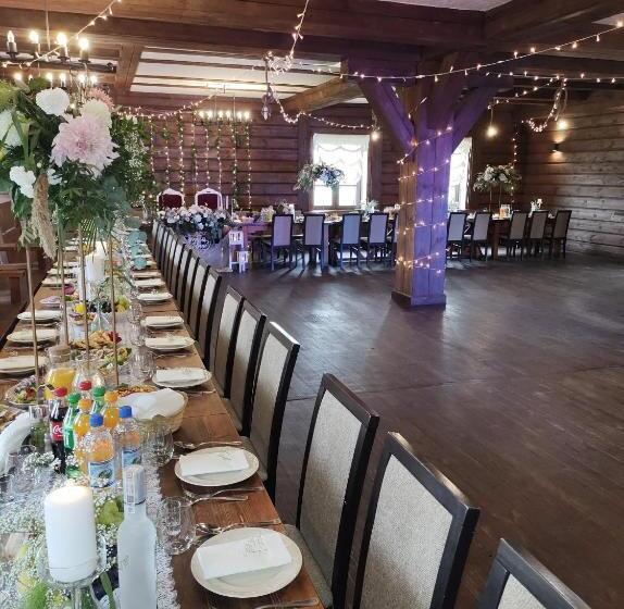 酒店 Karczma Zamojszczyzna