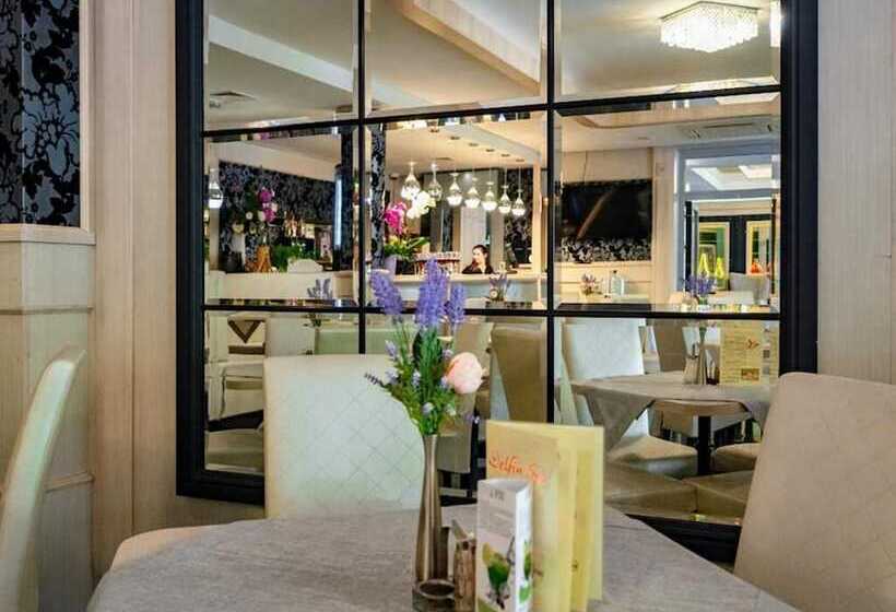 호텔 Villa Delfin Spa