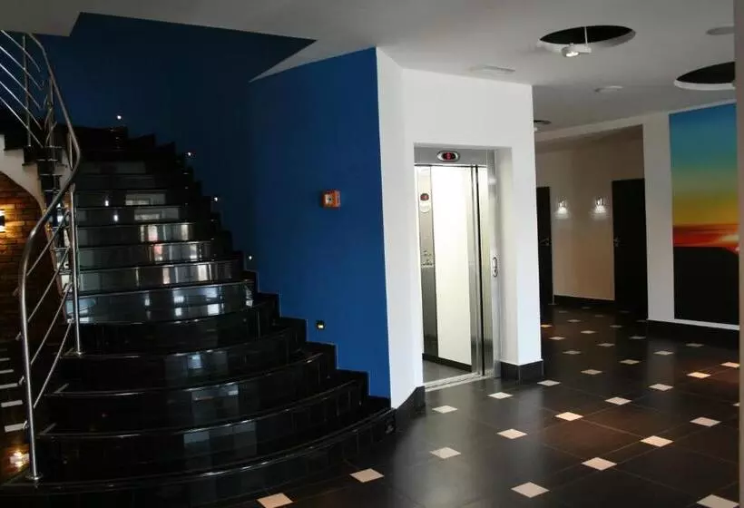 Motelli Auto Port Renice