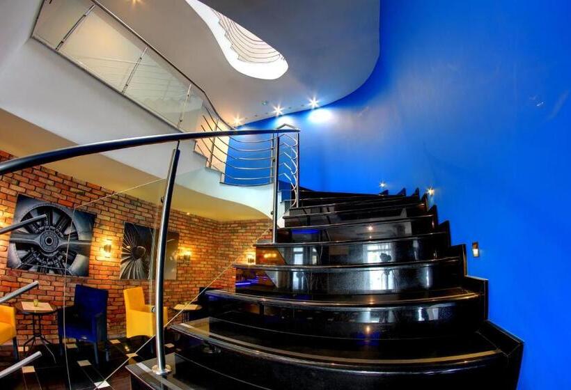 모텔 Auto Port Renice