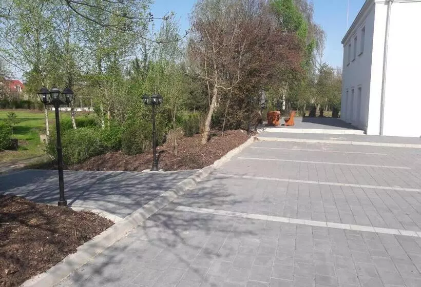 Majatalo Centrum Konferencyjne Brancon