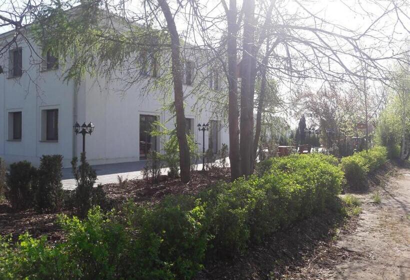 ペンション Centrum Konferencyjne Brancon