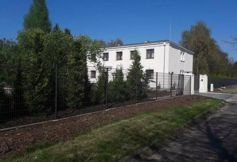 Majatalo Centrum Konferencyjne Brancon