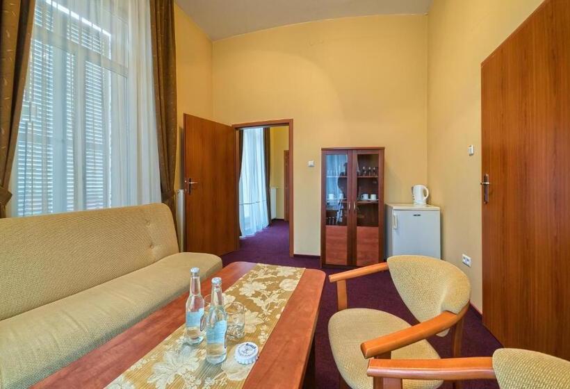 استراحتگاه Nowy Dom Zdrojowy