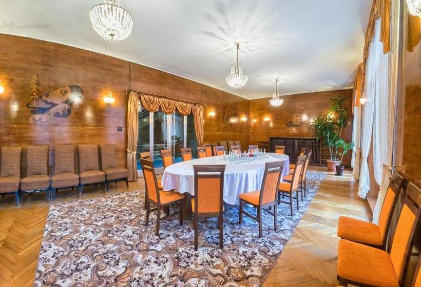 استراحتگاه Nowy Dom Zdrojowy