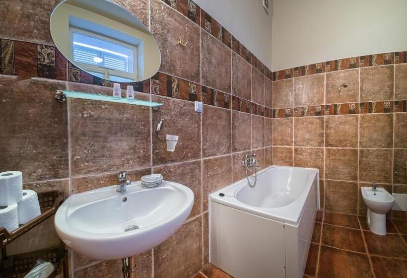 استراحتگاه Nowy Dom Zdrojowy