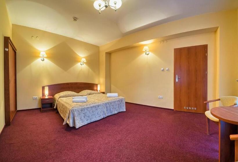 استراحتگاه Nowy Dom Zdrojowy