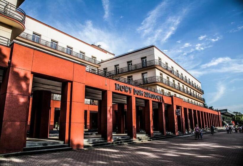 استراحتگاه Nowy Dom Zdrojowy