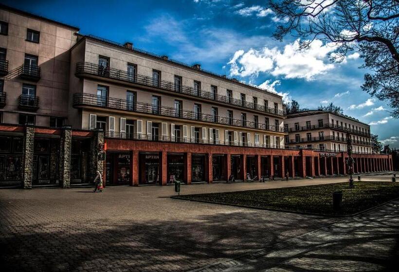 استراحتگاه Nowy Dom Zdrojowy