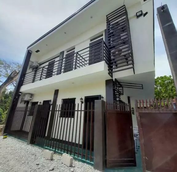 Aamiaismajoitus (B&B) Palawan Residence