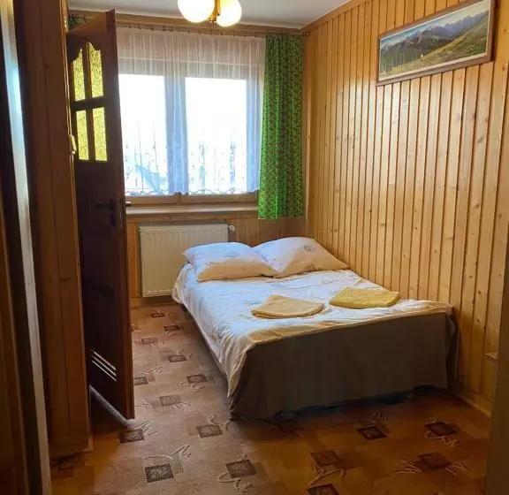 ベッドアンドブレックファースト Pokoje Gościnne Madzia