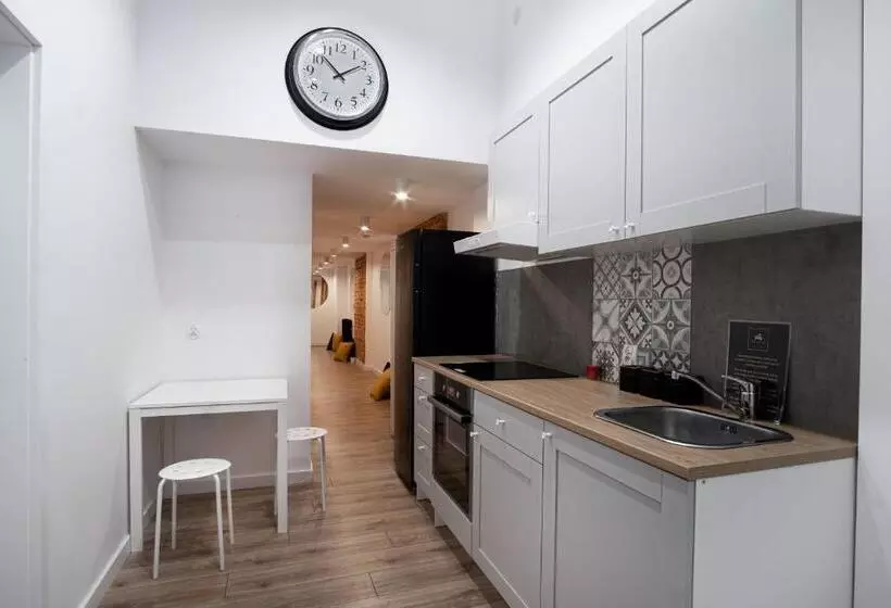 Dream Aparts   Piotrkowska 152