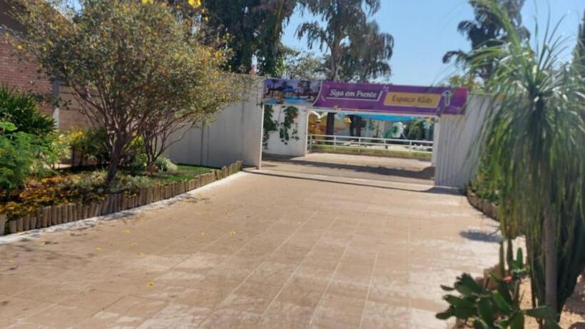 فندق Diroma International