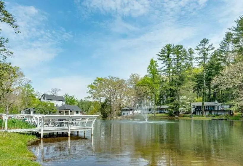 ホテル Lakeside Delight   Unit 302