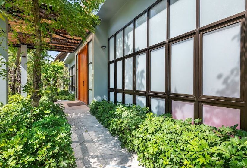 هتل Phukalini Luxury Pool Villa & Onsen Sha Plus Certified