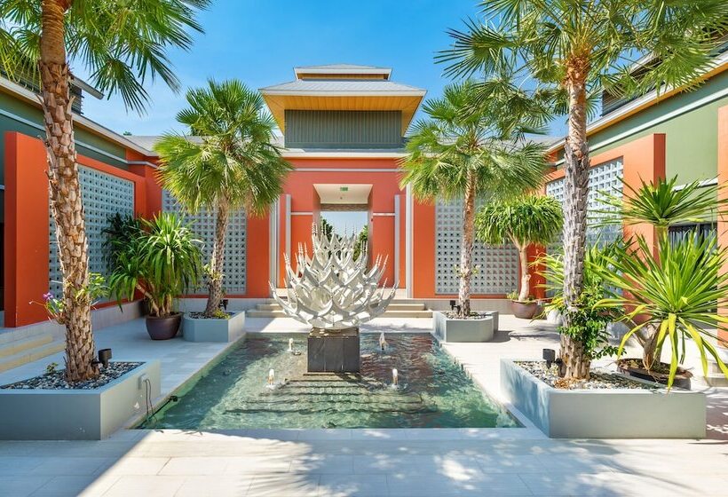 هتل Phukalini Luxury Pool Villa & Onsen Sha Plus Certified