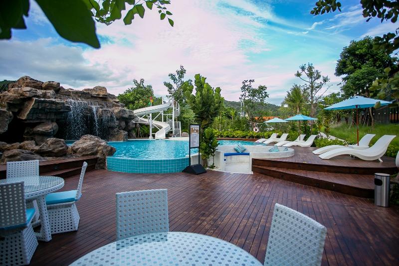 هتل Phukalini Luxury Pool Villa & Onsen Sha Plus Certified