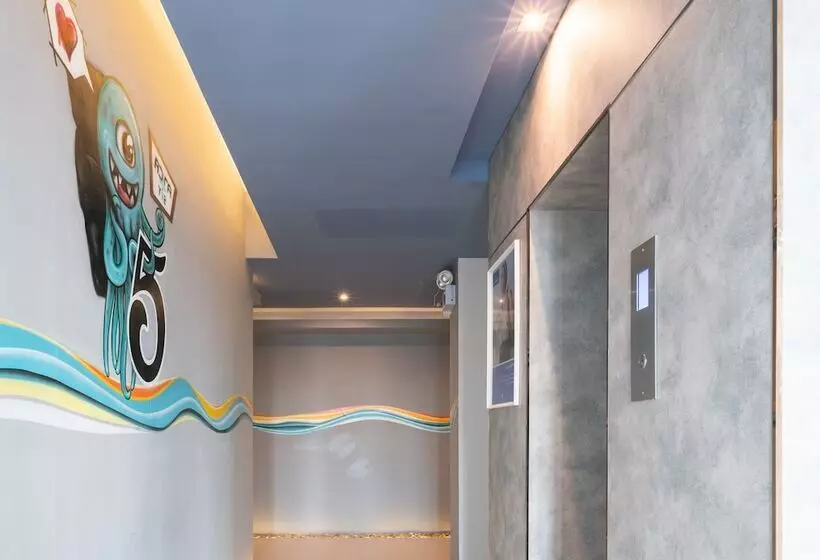 Hotelli Akira Pattaya