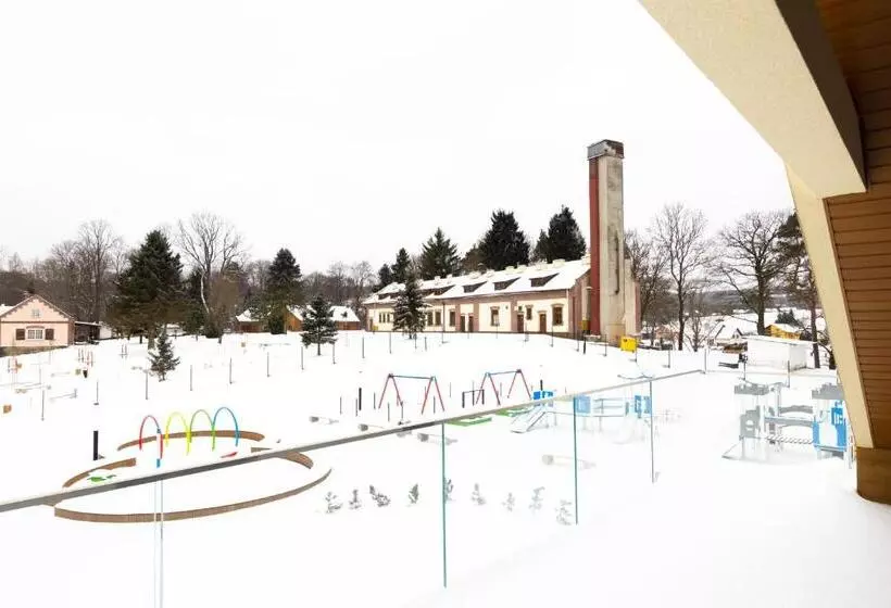 Hotelli Zpp Hadle Szklarskie