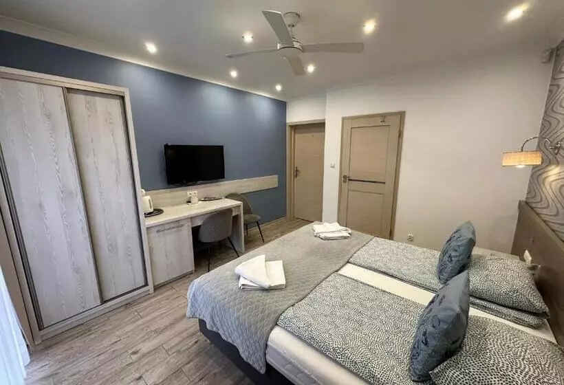 ペンション Maximus