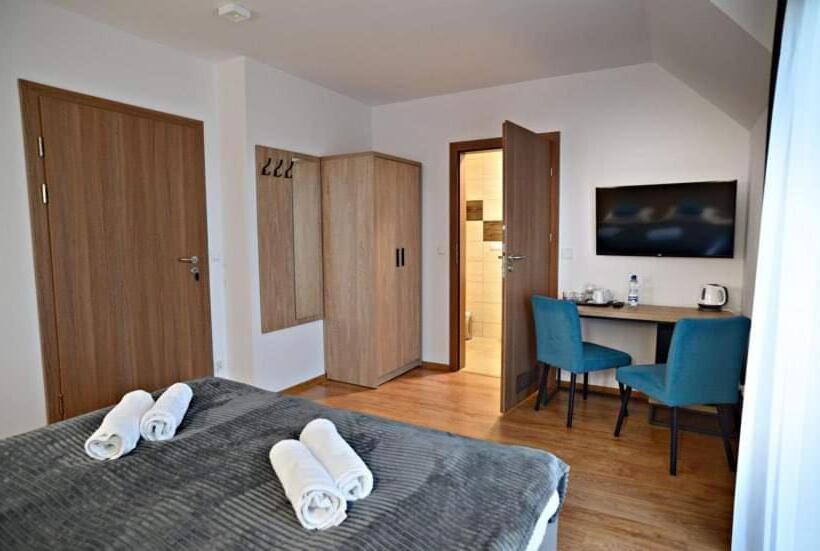 ペンション Willa Domiwera