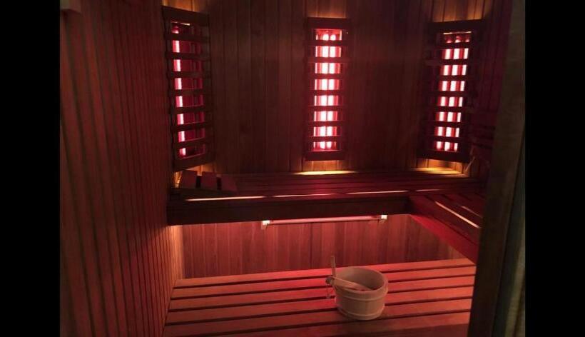 ペンション Willa Domiwera