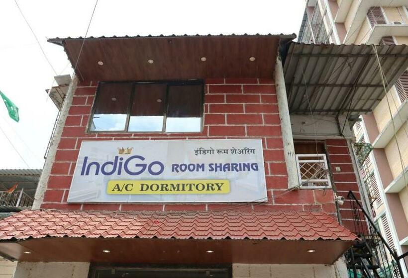 호스텔 New India Dormitory