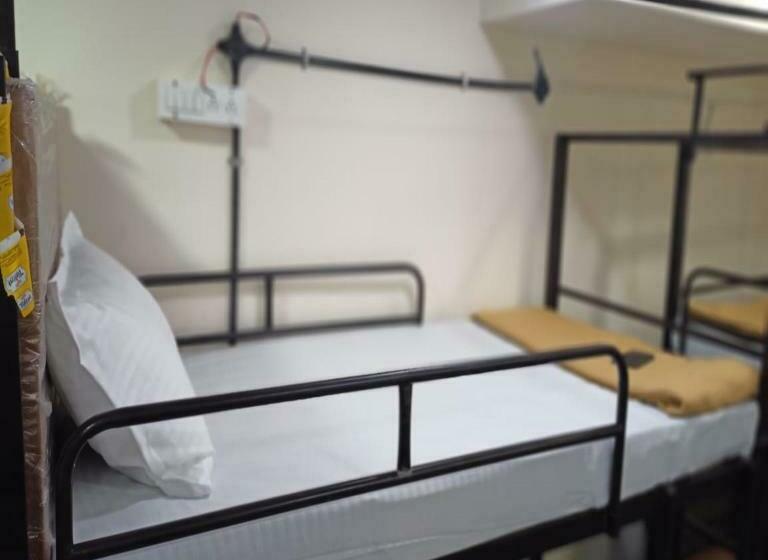 호스텔 New India Dormitory