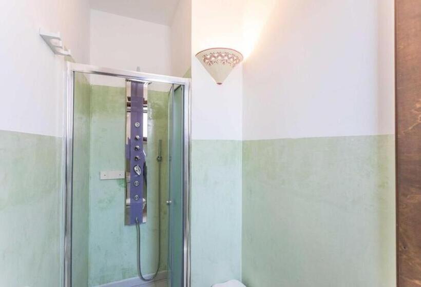 مبيت وإفطار Marigiò Rooms