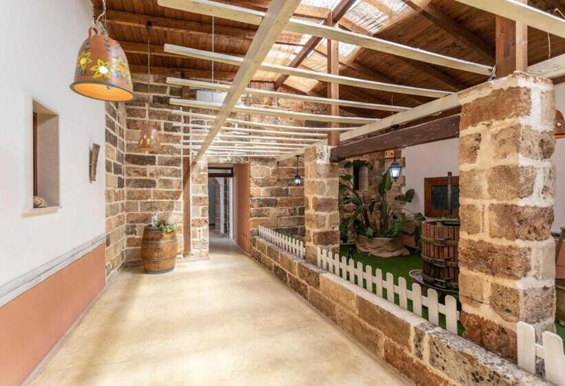 مبيت وإفطار Marigiò Rooms