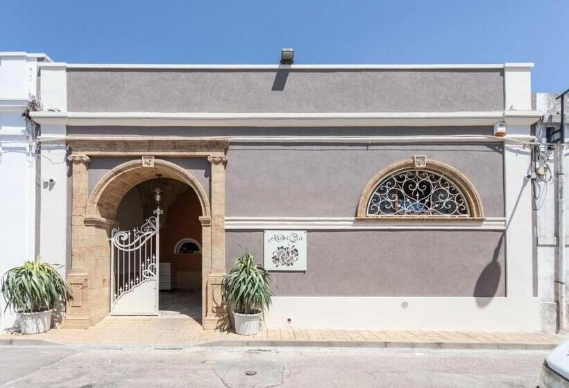 مبيت وإفطار Marigiò Rooms