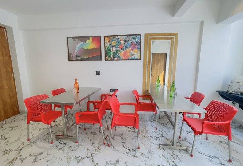 호텔 Monarch Montvert Rabale