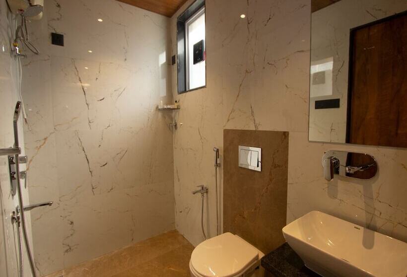 호텔 Monarch Montvert Rabale