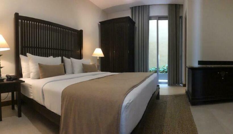 فندق Rivora Heights