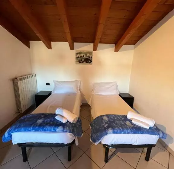 ペンション Affittacamere Karma