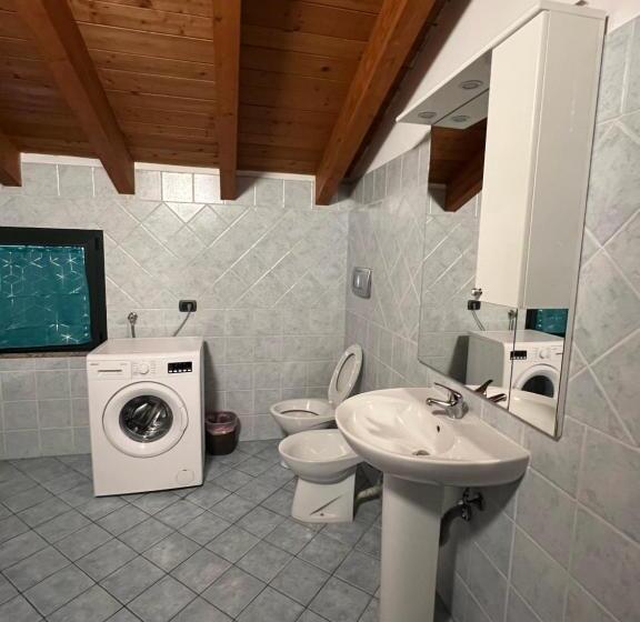 膳宿费 Affittacamere Karma