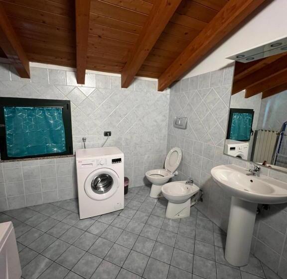 膳宿费 Affittacamere Karma