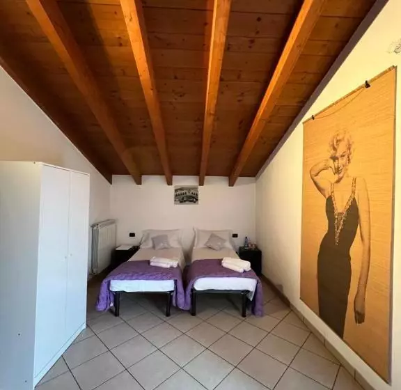 ペンション Affittacamere Karma